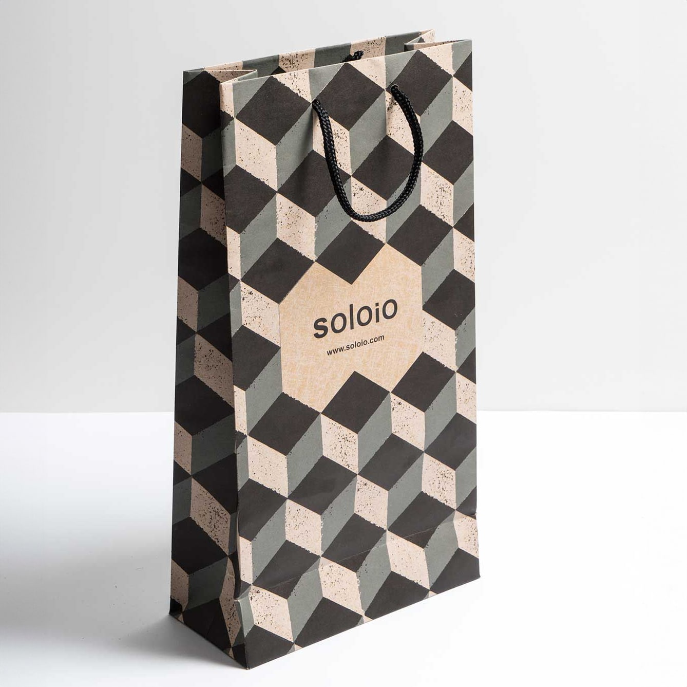 Bolsas y packaging SOLOiO Davide pietro Lonoce